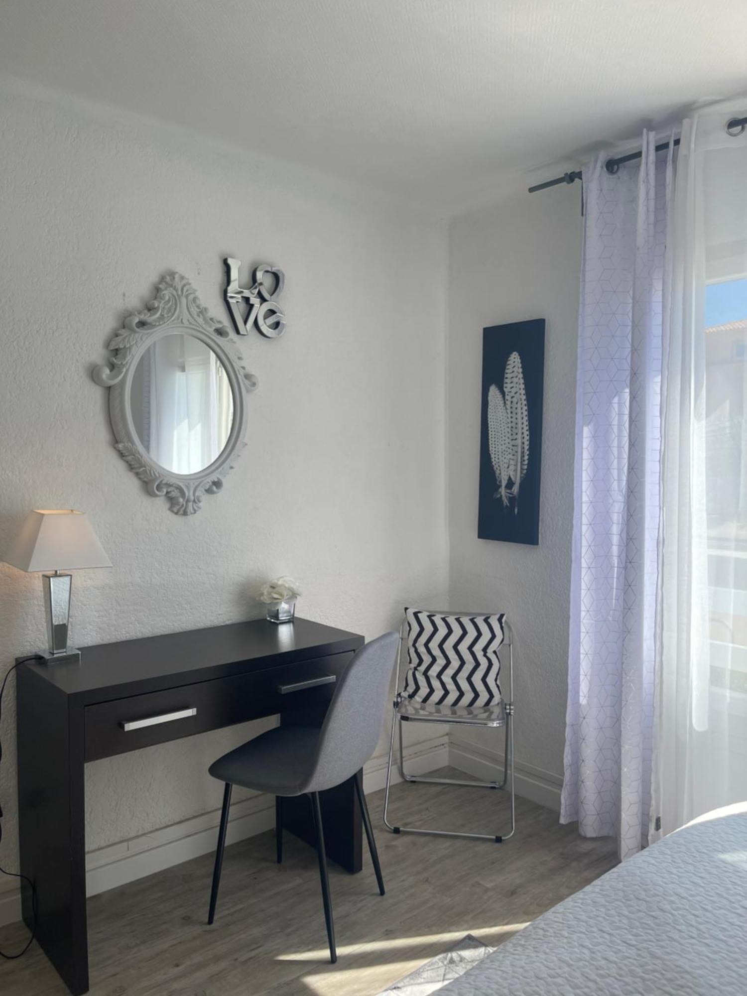 Le Grand Large Bord De Mer Hotel & Appartements Palavas-les-Flots Εξωτερικό φωτογραφία